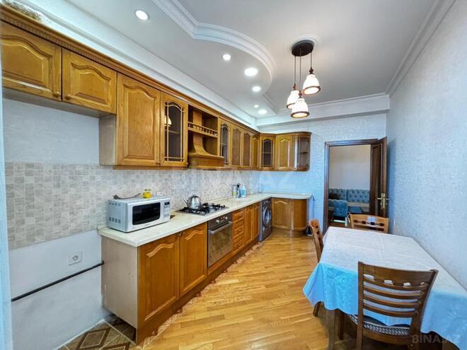 Сдаётся 3-комн. новостройка 119 м², м. Кара Караев, photo 14 from 21