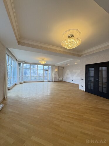 Satılır 4 otaqlı yeni tikili 236 m², 28 May m., photo 3 from 18