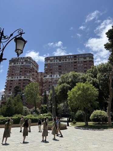 Satılır 3 otaqlı yeni tikili 170 m², Nizami m., photo 1 from 30