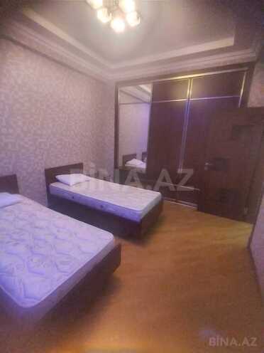 Сдаётся 3-комн. новостройка 130 м², м. 8 ноября, photo 9 from 20