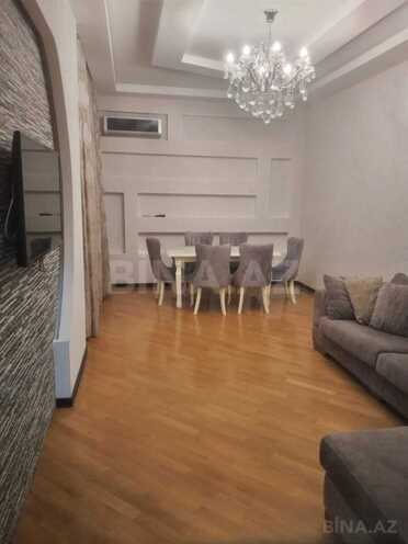 Сдаётся 3-комн. новостройка 130 м², м. 8 ноября, photo 1 from 20