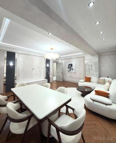 Сдаётся 3-комн. новостройка 140 м², Насиминский  р., photo 3 from 12