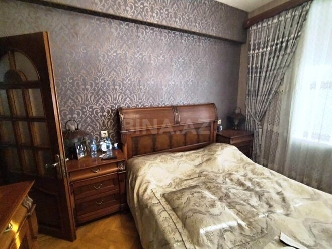 Satılır 5 otaqlı köhnə tikili 150 m², Yasamal r., photo 14 from 31