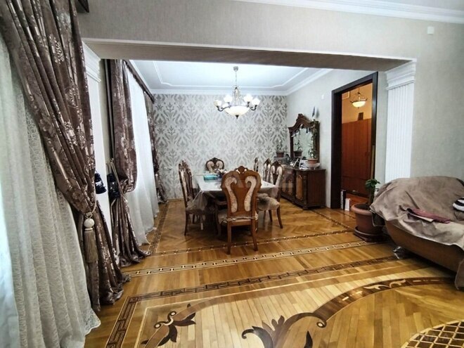 Satılır 5 otaqlı köhnə tikili 150 m², Yasamal r., photo 6 from 31