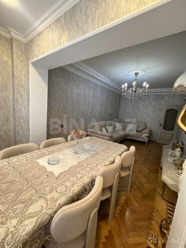 Satılır 3 otaqlı köhnə tikili 88 m², Nəriman Nərimanov m., photo 3 from 17