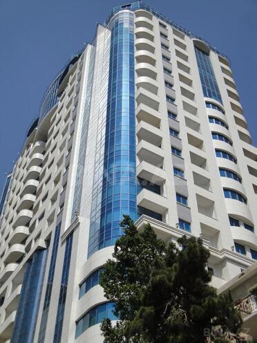 Satılır 3 otaqlı yeni tikili 153 m², 28 May m., photo 1 from 32