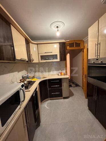 Продаётся 3-комн. вторичка 70 м², м. Элмляр Академиясы, photo 10 from 28