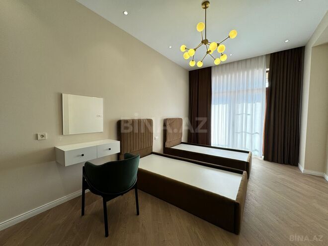 Сдаётся 3-комн. новостройка 140 м², м. Низами, photo 16 from 24