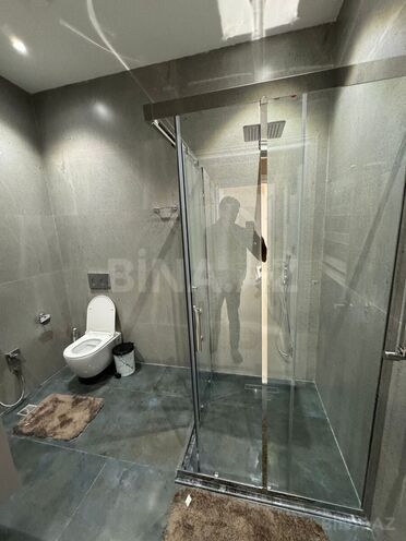 Сдаётся 3-комн. новостройка 140 м², м. Низами, photo 21 from 24
