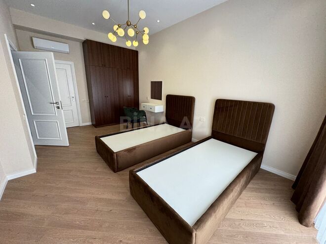 Сдаётся 3-комн. новостройка 140 м², м. Низами, photo 15 from 24