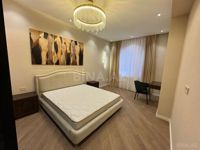 Сдаётся 3-комн. новостройка 140 м², м. Низами, photo 12 from 24