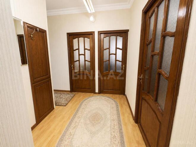 Продаётся 4-комн. вторичка 120 м², м. Нефтчиляр, photo 4 from 14