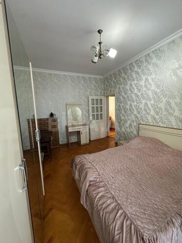 İcarəyə verilir 2 otaqlı köhnə tikili 60 m², 28 May m., photo 4 from 10