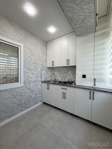 Продаётся 3-комн. вторичка 65 м², м. Ази Асланов, photo 9 from 17