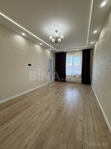 Продаётся 3-комн. вторичка 65 м², м. Ази Асланов, photo 1 from 17