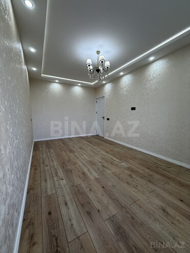 Продаётся 3-комн. вторичка 65 м², м. Ази Асланов, photo 4 from 17