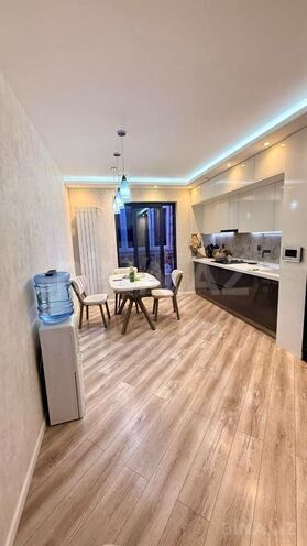Продаётся 3-комн. вторичка 80 м², пос. Ени Гюнешли, photo 1 from 15