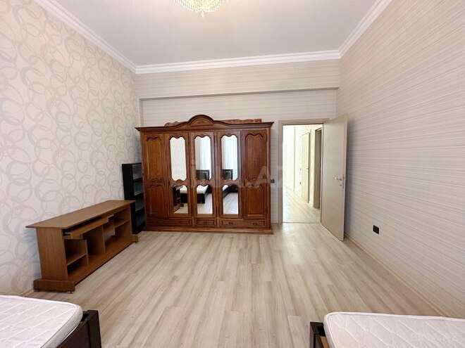 İcarəyə verilir 3 otaqlı yeni tikili 140 m², Nizami m., photo 9 from 16