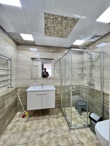 İcarəyə verilir 3 otaqlı yeni tikili 130 m², Nəsimi r., photo 10 from 13