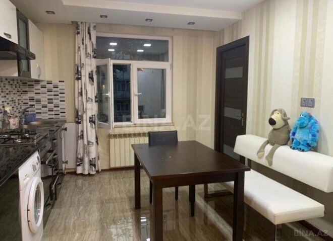 Сдаётся 2-комн. новостройка 68 м², м. Ичеришехер, photo 4 from 9