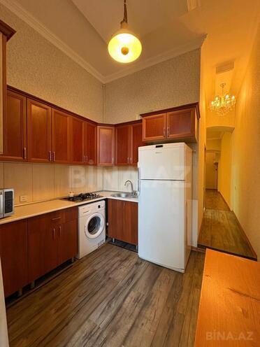 Satılır 3 otaqlı köhnə tikili 80 m², Sahil m., photo 21 from 28