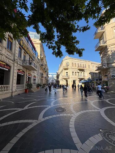 Satılır 3 otaqlı köhnə tikili 80 m², Sahil m., photo 3 from 28