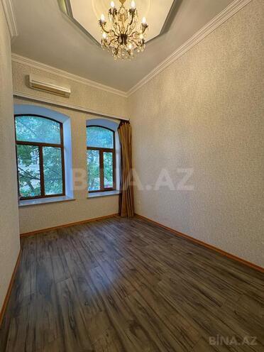 Satılır 3 otaqlı köhnə tikili 80 m², Sahil m., photo 11 from 28