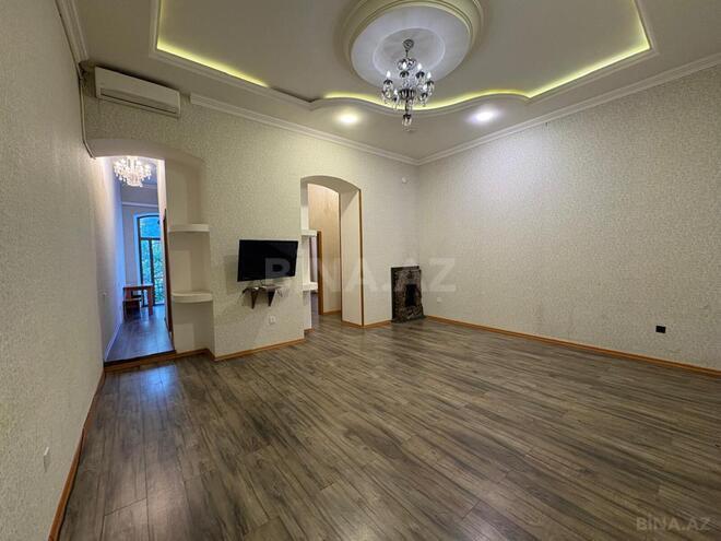Satılır 3 otaqlı köhnə tikili 80 m², Sahil m., photo 7 from 28