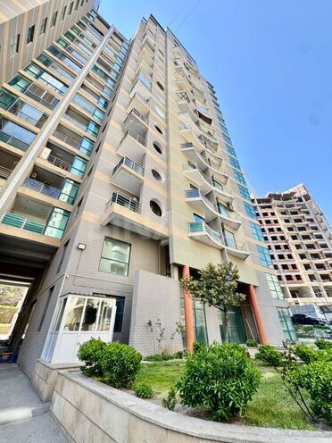 Satılır 4 otaqlı yeni tikili 206 m², 28 May m., photo 3 from 32