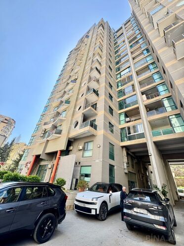 Satılır 4 otaqlı yeni tikili 206 m², 28 May m., photo 1 from 32
