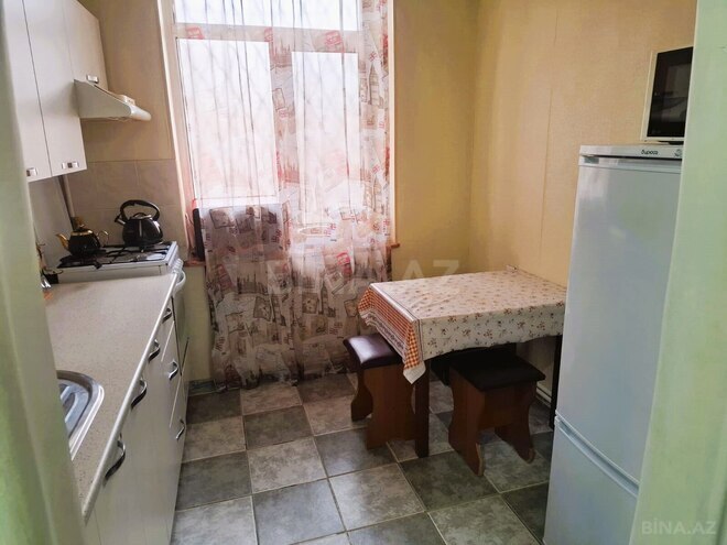 Satılır 3 otaqlı köhnə tikili 80 m², Sahil m., photo 9 from 17