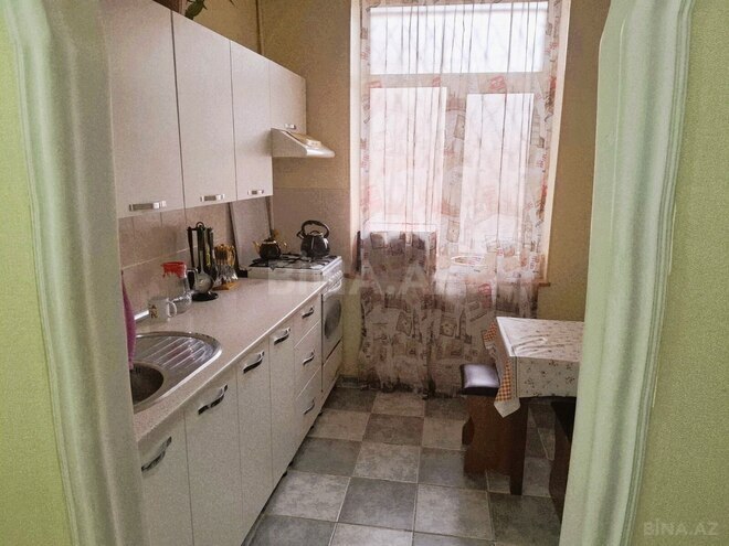 Satılır 3 otaqlı köhnə tikili 80 m², Sahil m., photo 10 from 17