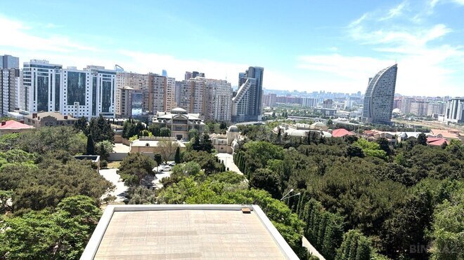 Продаётся 3-комн. вторичка 85 м², м. Нариман Нариманов, photo 1 from 13