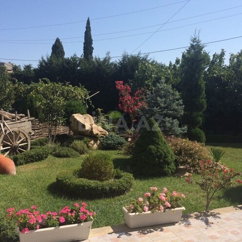 Продаётся 6-комн. дом/дача 250 м², пос. Новханы, photo 1 from 32