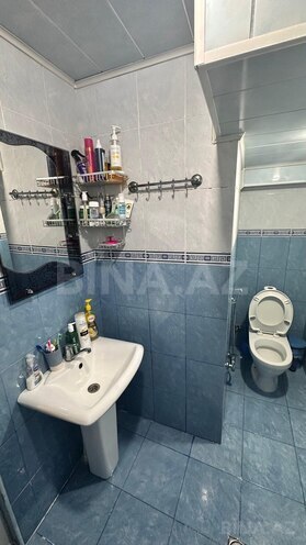 Satılır 2 otaqlı köhnə tikili 42 m², Xalqlar Dostluğu m., photo 18 from 21
