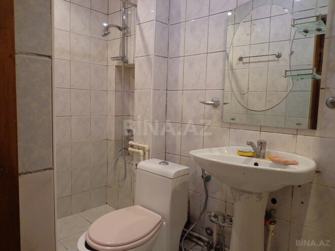 Satılır 2 otaqlı köhnə tikili 60 m², Nizami m., photo 13 from 18