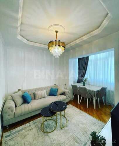 Продаётся 2-комн. вторичка 45 м², м. Мемар Аджеми, photo 1 from 6
