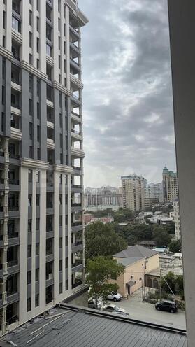 Продаётся 3-комн. новостройка 128 м², м. Низами, photo 3 from 10