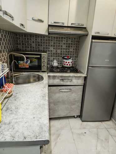 İcarəyə verilir 3 otaqlı köhnə tikili 70 m², İnşaatçılar m., photo 10 from 15