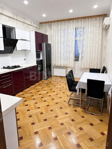 İcarəyə verilir 3 otaqlı yeni tikili 129 m², 7-ci mikrorayon q., photo 11 from 14