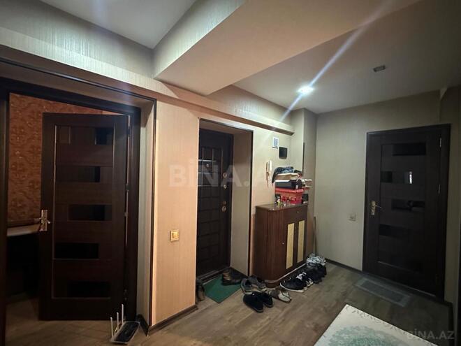 Продаётся 3-комн. вторичка 90 м², м. Кара Караев, photo 12 from 18