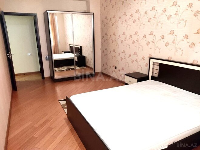 Сдаётся 2-комн. новостройка 86 м², м. Низами, photo 5 from 12
