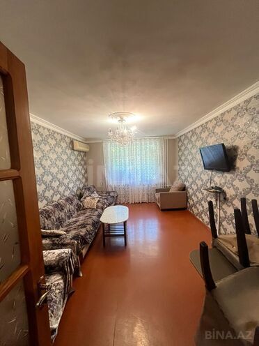 Сдаётся 3-комн. вторичка 65 м², м. Иншаатчылар, photo 1 from 14