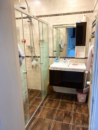 Сдаётся 2-комн. новостройка 82 м², м. Нефтчиляр, photo 8 from 10