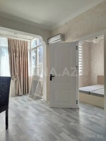 Сдаётся 2-комн. вторичка 45 м², м. Мемар Аджеми, photo 1 from 8