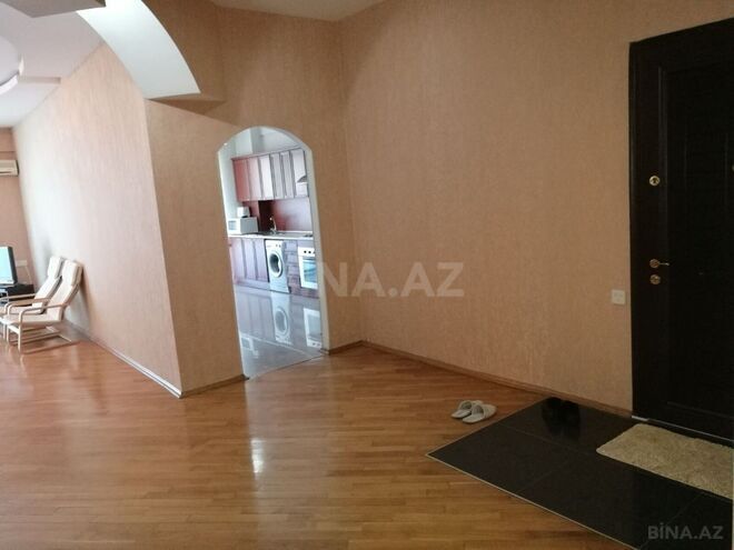 İcarəyə verilir 3 otaqlı yeni tikili 155 m², 28 May m., photo 10 from 15