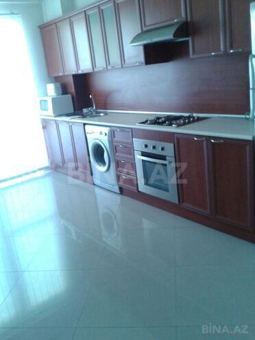 İcarəyə verilir 3 otaqlı yeni tikili 155 m², 28 May m., photo 13 from 15