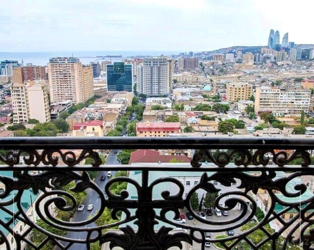 Сдаётся 4-комн. новостройка 230 м², м. Низами, photo 29 from 32