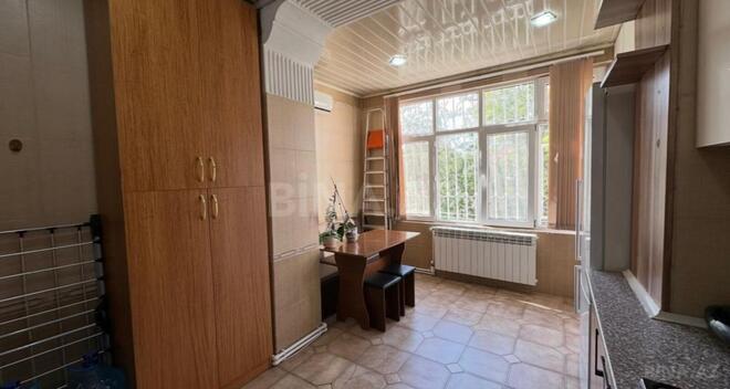 İcarəyə verilir 2 otaqlı köhnə tikili 65 m², Elmlər Akademiyası m., photo 9 from 13