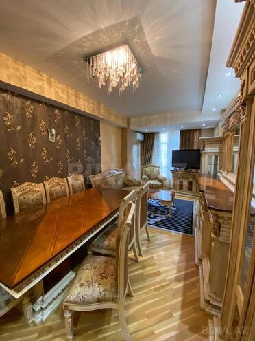 Сдаётся 2-комн. новостройка 98 м², м. Нариман Нариманов, photo 1 from 18